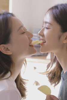大友梨奈打真军电影在线观看